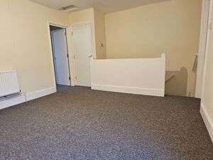 Lounge- click for photo gallery
